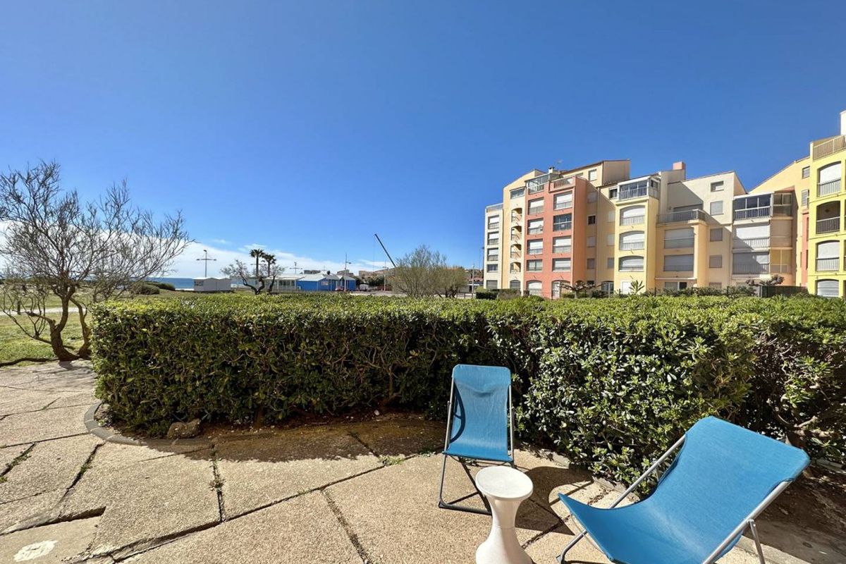 CAP D'AGDE - Plage du Môle / Réf 228 / deux pièces en front de mer - Plein sud