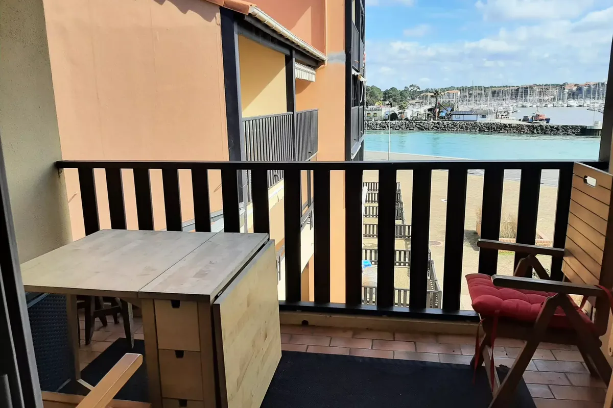 1 Pièce 4 Personnes