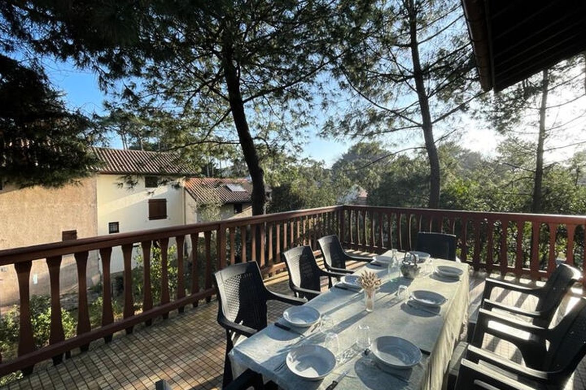 3 Pièces 8 Personnes