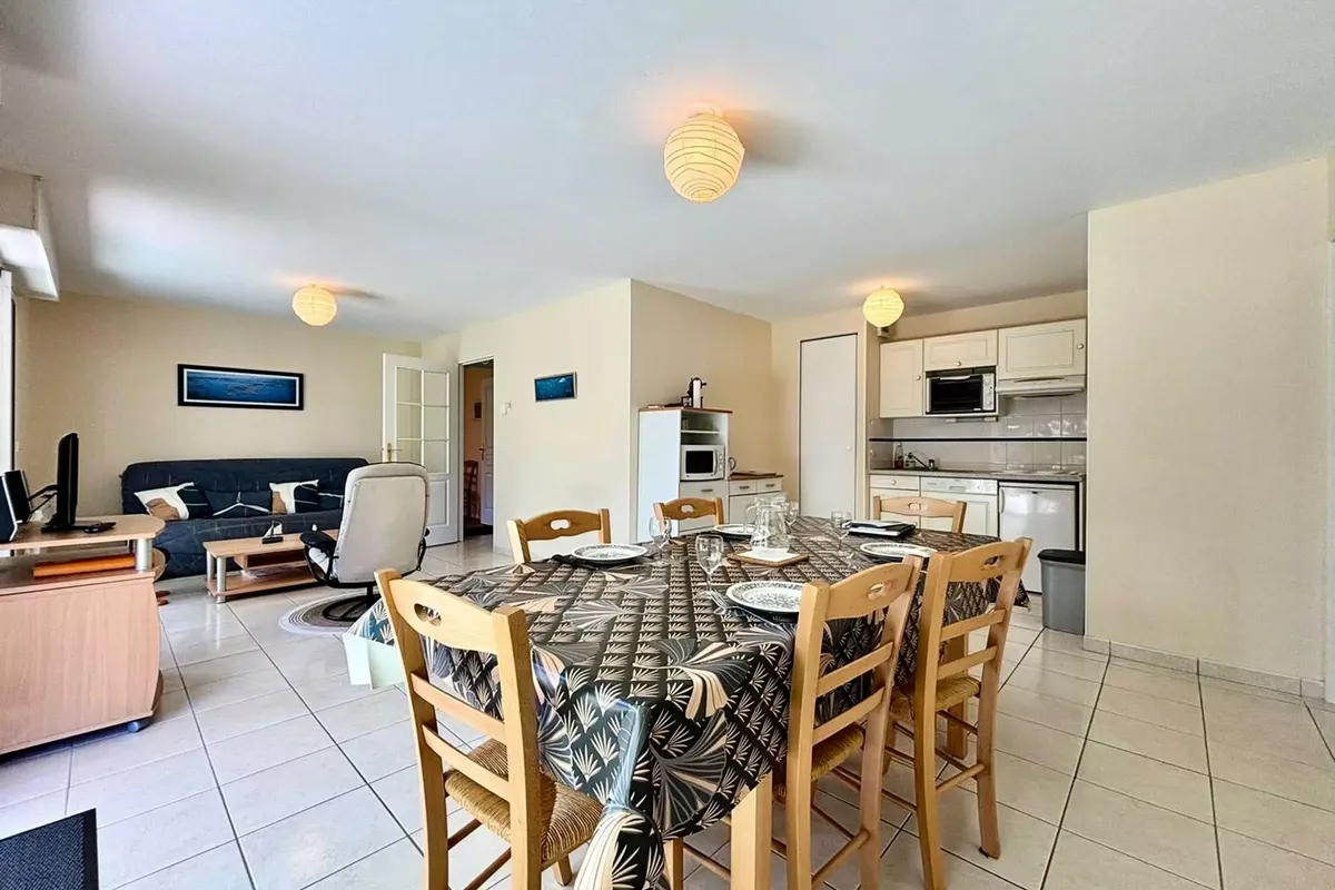 3 Pièces 6 Personnes