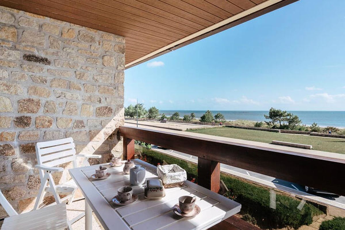 3 Pièces 6 Personnes