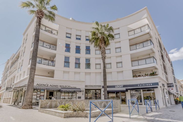 Appartement Beau Rivage