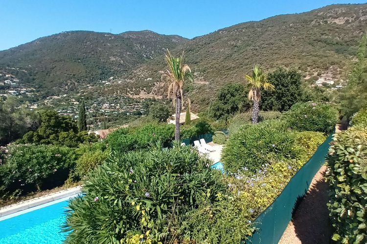 VILLA 4 PERSONNES ET 2 ENFANTS  A CAVALAIRE SUR MER - Les cascades d eden