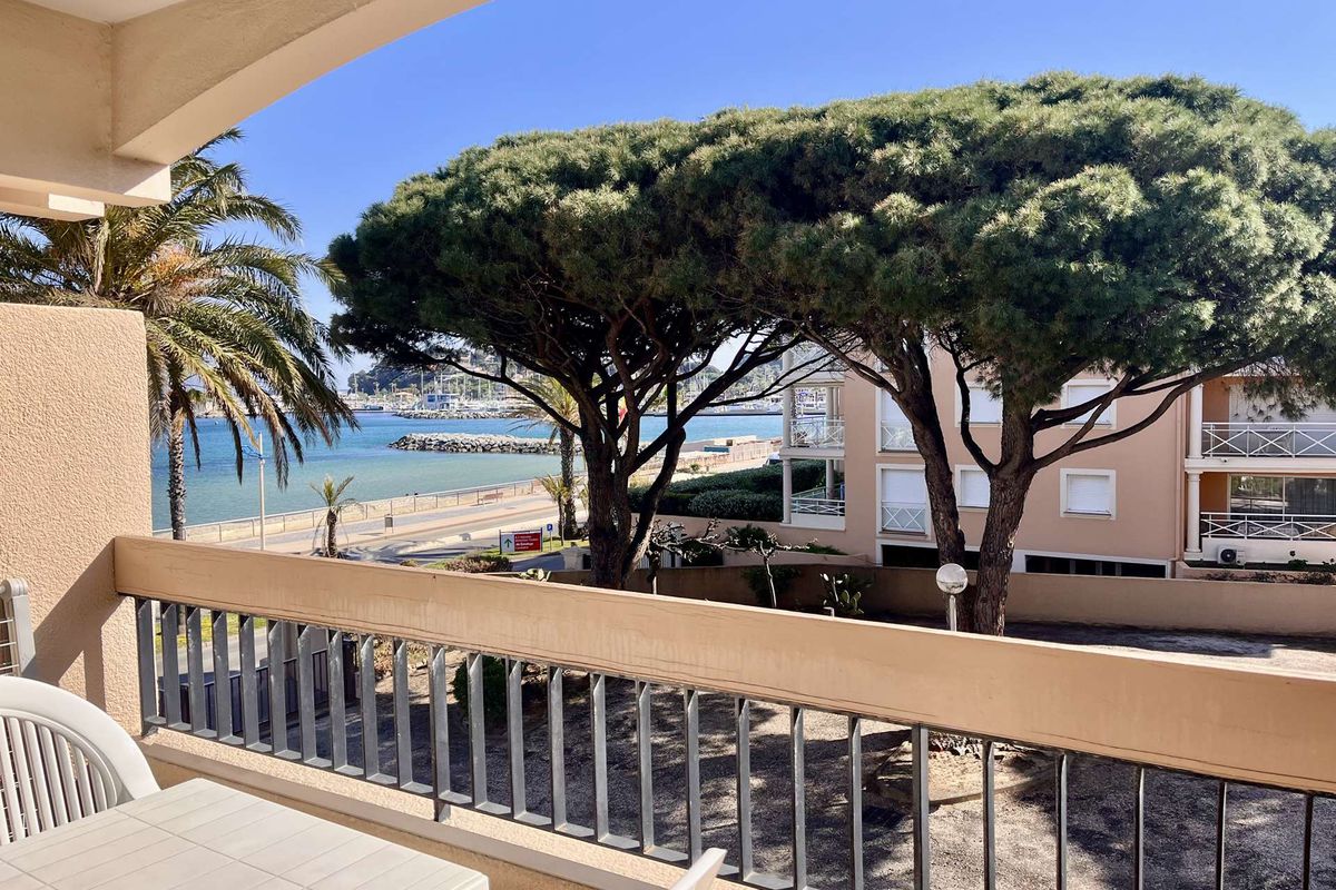APPARTEMENT 2 PIECES 4 PERSONNES A CAVALAIRE - Les agaves