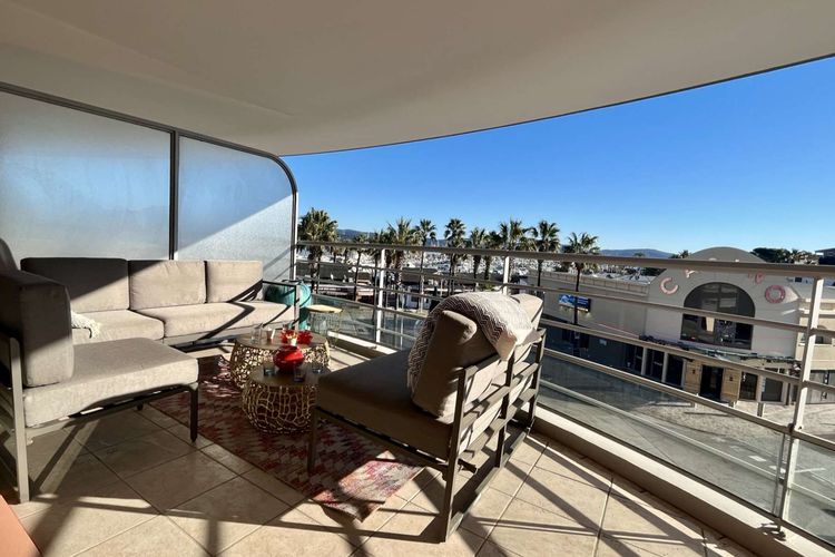 Appartement 4 pièces 6 couchages CAVALAIRE-SUR-MER - CÔte port