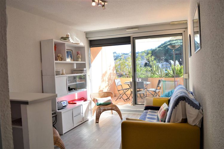 STUDIO CABINE 4 COUCHAGES A CAVALAIRE - La calypso