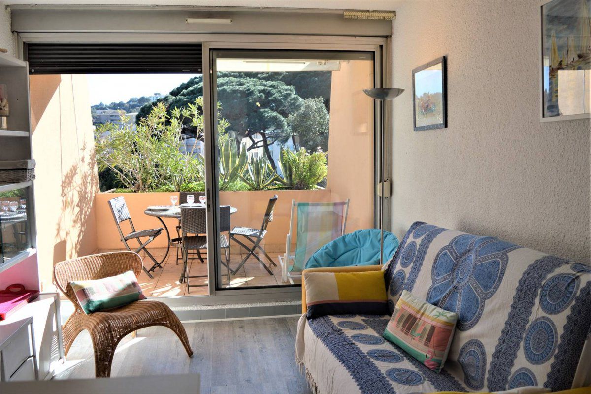 STUDIO CABINE 4 COUCHAGES A CAVALAIRE - La calypso