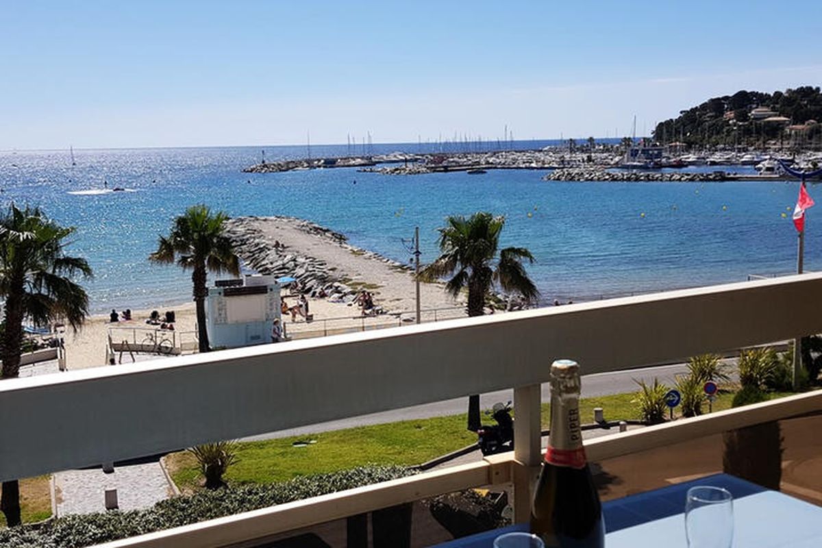 1 Pièce 4 Personnes