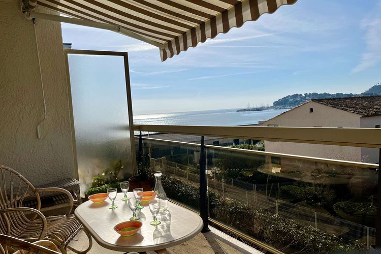 STUDIO POUR 4 PERSONNES À CAVALAIRE - De la plage