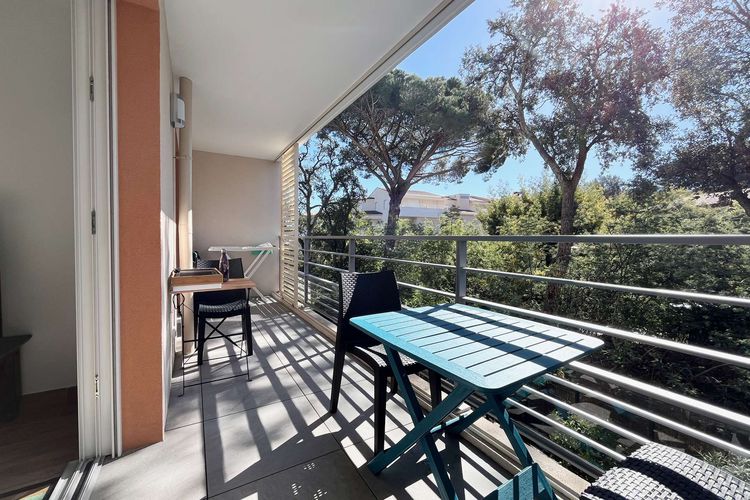 APPARTEMENT 2 PIÈCES 4 PERSONNES CAVALAIRE SUR MER - Val d 'azur