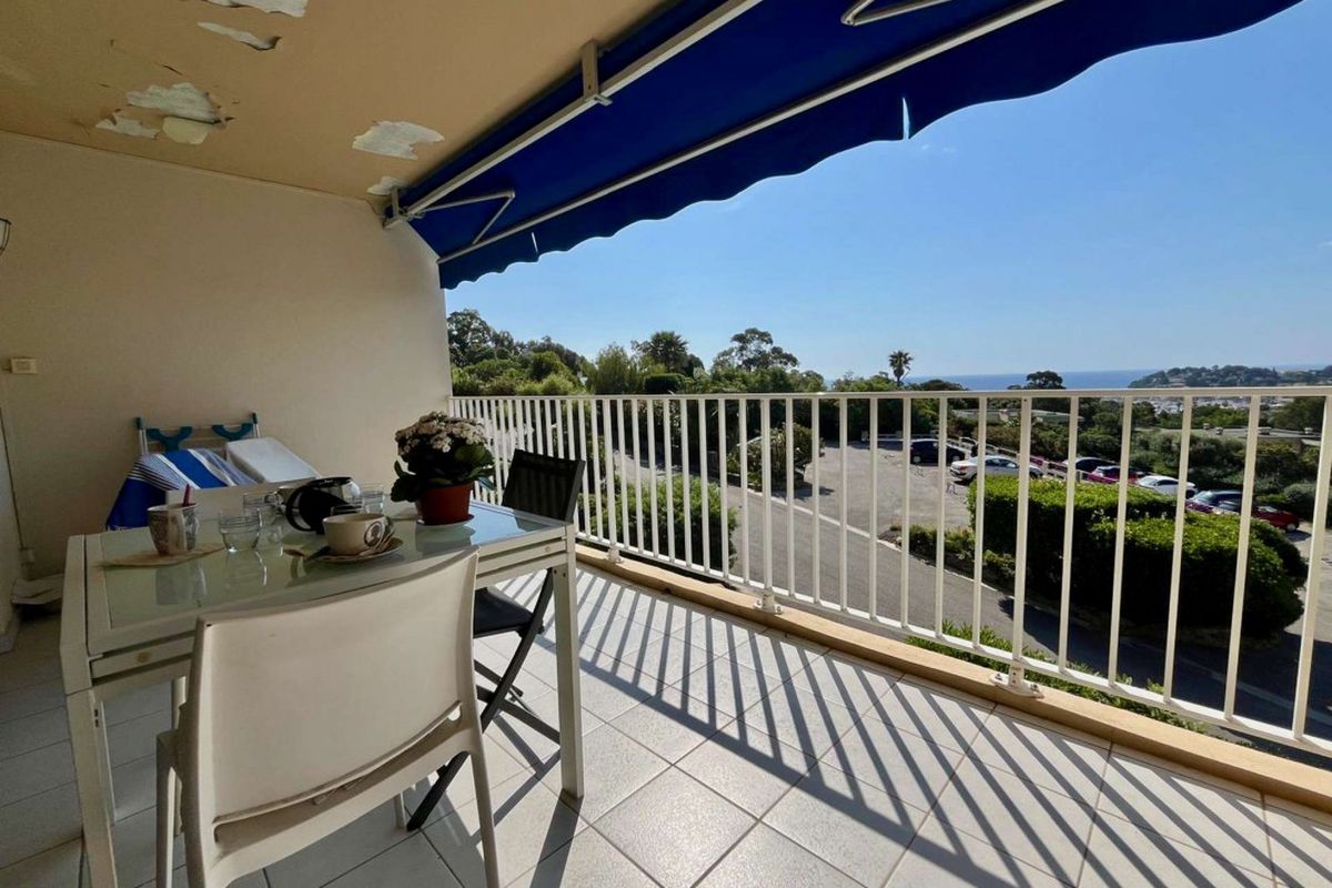 APPARTEMENT 2 PIECES CAVALAIRE SUR MER - Les mimosas