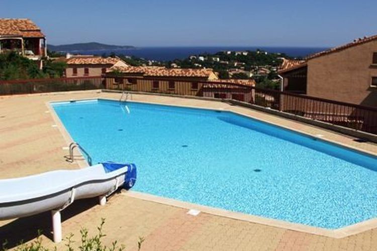 STUDIO MEZZANINE POUR 4 PERSONNES A CAVALAIRE - Les villas de cavalaire
