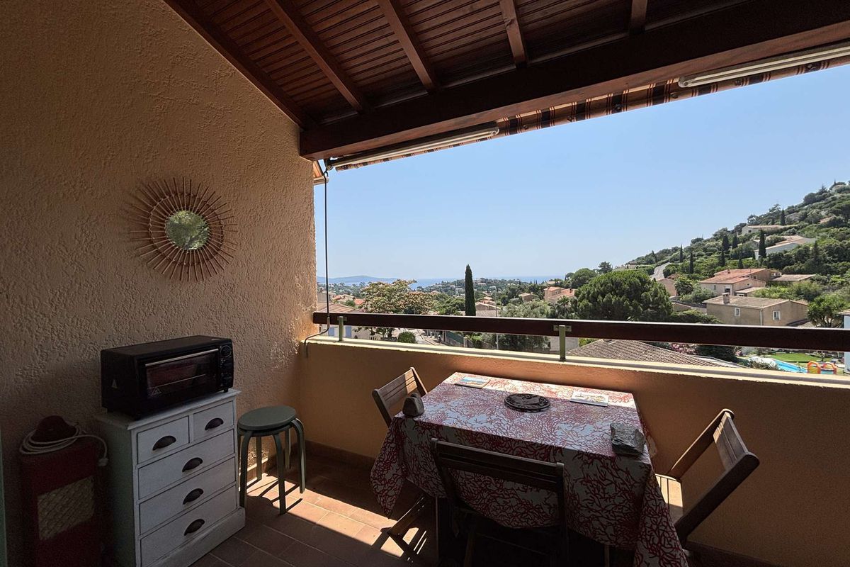 STUDIO MEZZANINE POUR 4 PERSONNES A CAVALAIRE - Les villas de cavalaire