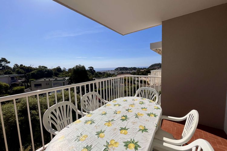 APPARTEMENT 4 PIÈCES 6 COUCHAGES CAVALAIRE SUR MER - Les mimosas