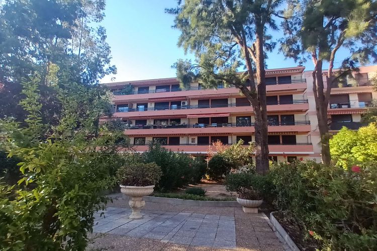 APPARTEMENT 2 PIECES 4 COUCHAGES A CAVALAIRE SUR MER - La galere real