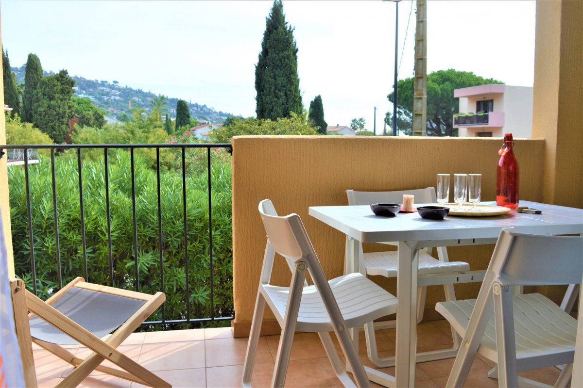 Appartement Studio 4 couchages LE LAVANDOU - Residences de saint clair