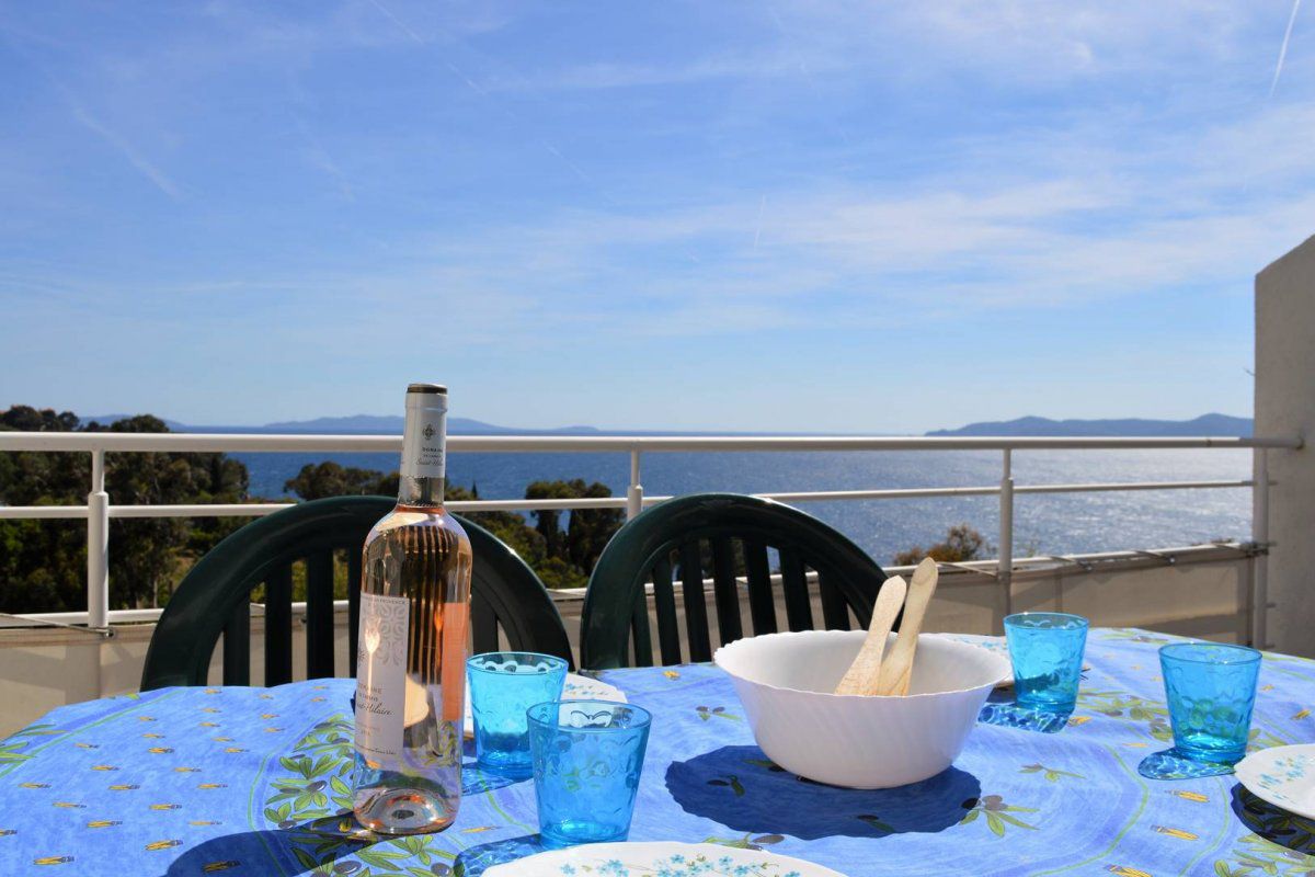 Appt Studio / cab / mezz 5 couchages CAVALIERE - Villas du cap