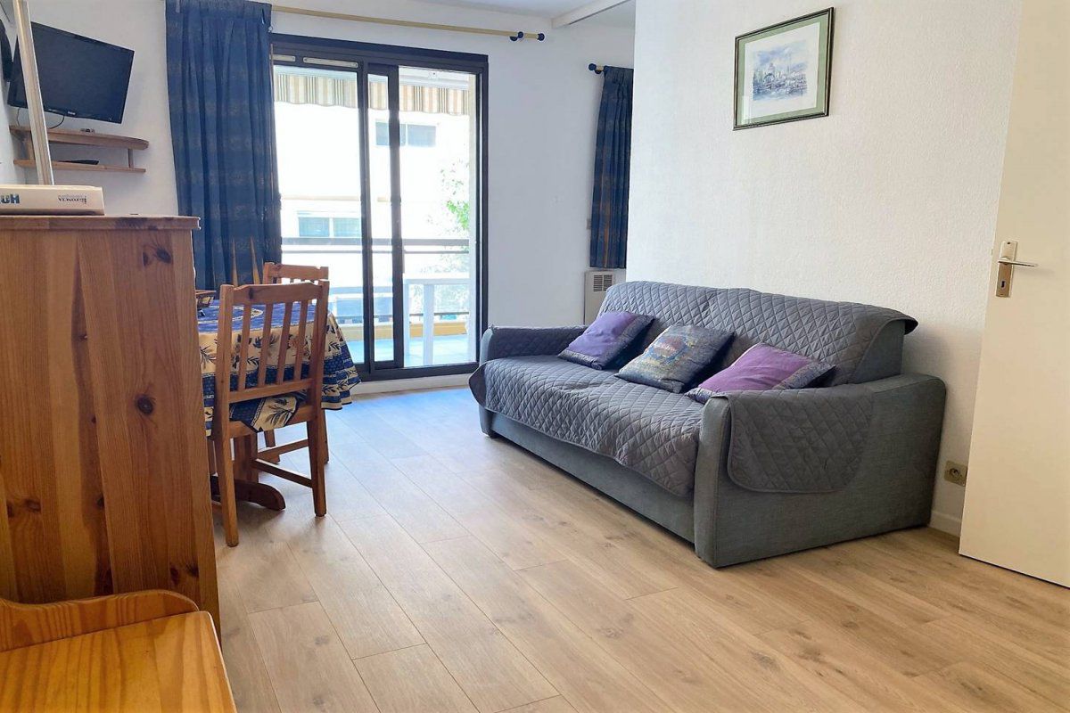 Appartement 2 pièces coin nuit 4 couchages LE LAVANDOU - Saint james