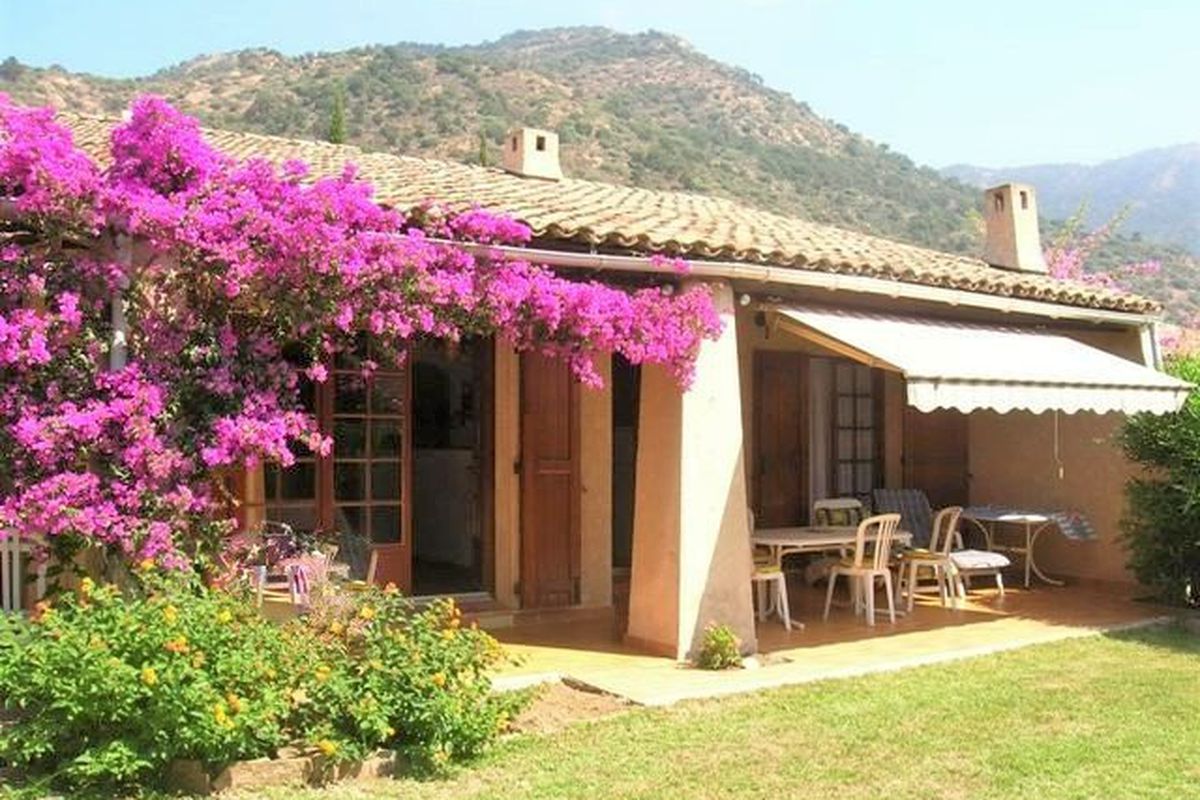 Maison 3 pièces / mezzanine 6 couchages LE LAVANDOU - Les mas de la cascade