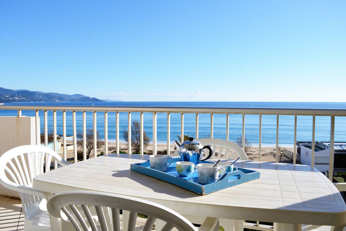 Appartement 3 pièces 6 couchages LE LAVANDOU - Lavandou plage