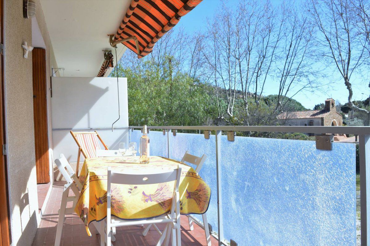 Appartement 2 pièces alcôve 4 couchages LE LAVANDOU - Micodi