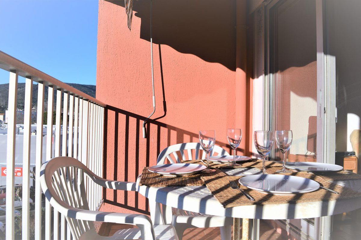 Appartement Studio coin nuit 3 couchages LE LAVANDOU - Levant