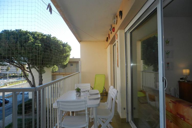 Appt 2 pièces cabine 4 couchages LE LAVANDOU - Cyclades