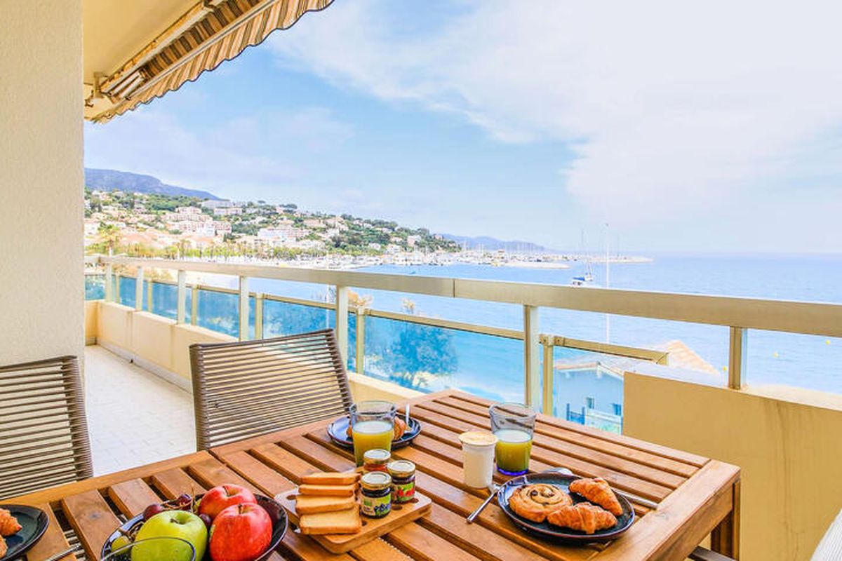 1 Pièce 4 Personnes