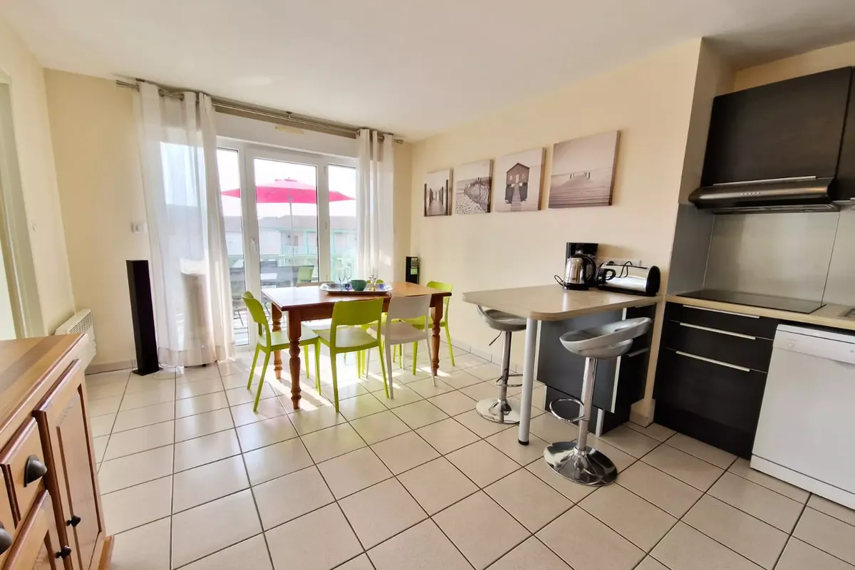 3 Pièces 6 Personnes