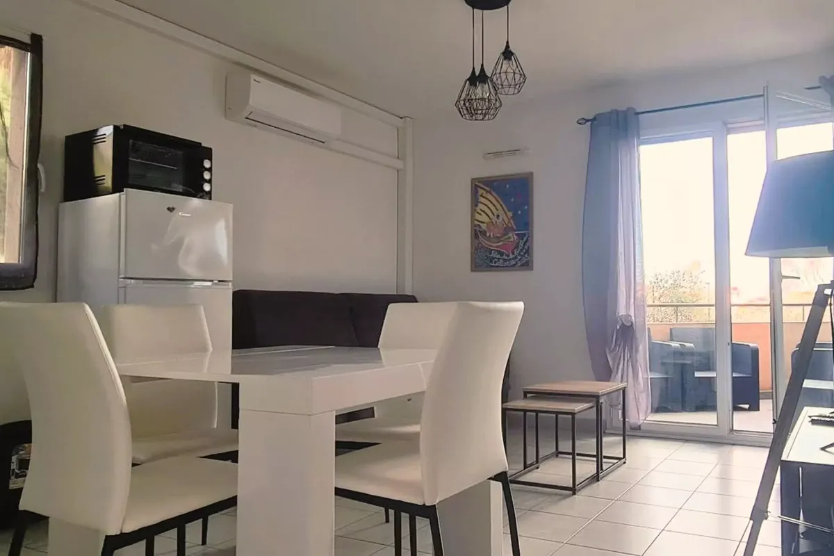 2 Pièces 4 Personnes