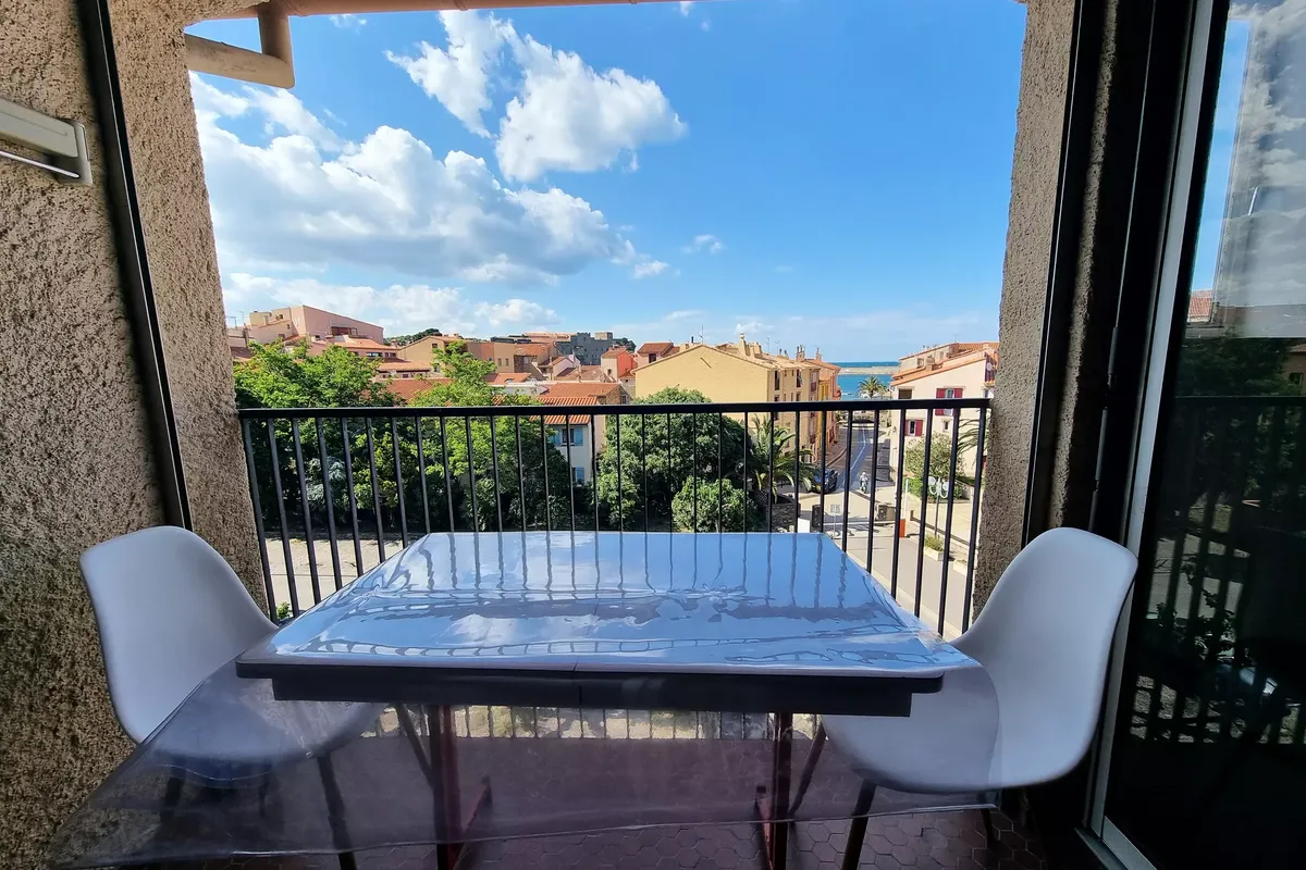 1 Pièce 4 Personnes