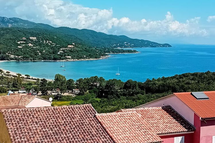 3 Pièces 6 Personnes