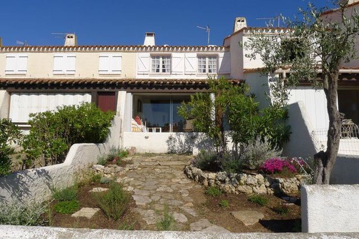 Mais 5 pièces 8 couchages SAINT PIERRE LA MER - Saint pierre