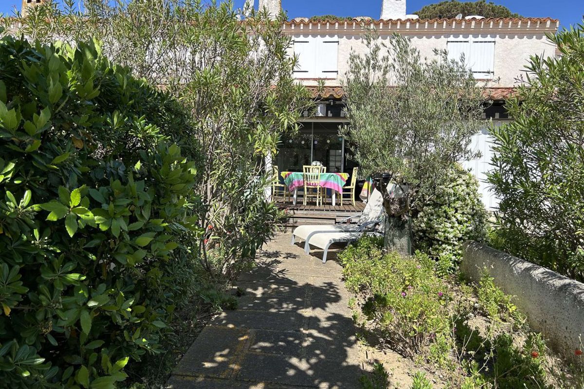 Maison 4 pièces 8 couchages - SAINT PIERRE LA MER - Saint pierre