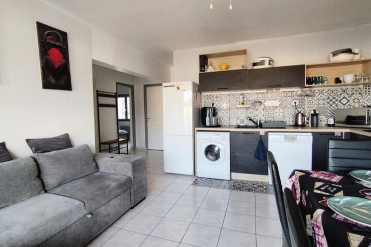 4 Pièces 8 Personnes