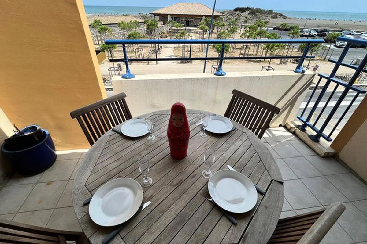 1 Pièce 4 Personnes