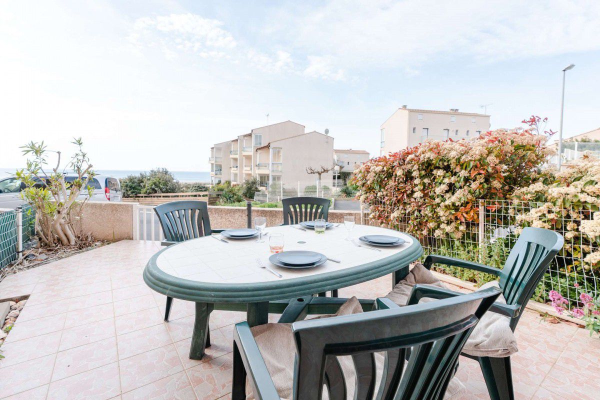 MI70 Pavillon 3 pièces vue mer et accès WIFI dans résidence avec piscine - Mer indigo