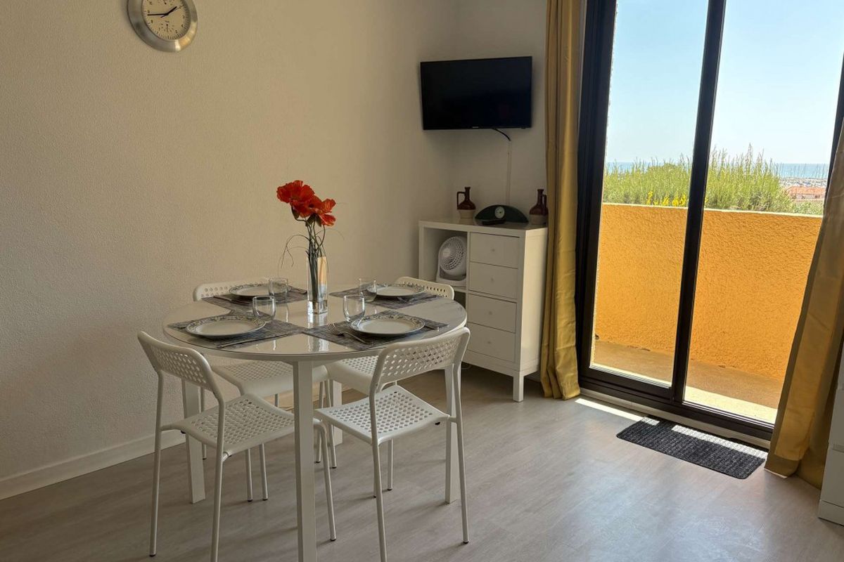 Appartement 2 pièces 4 couchages SAINT PIERRE LA MER - Pleine vue sur mer