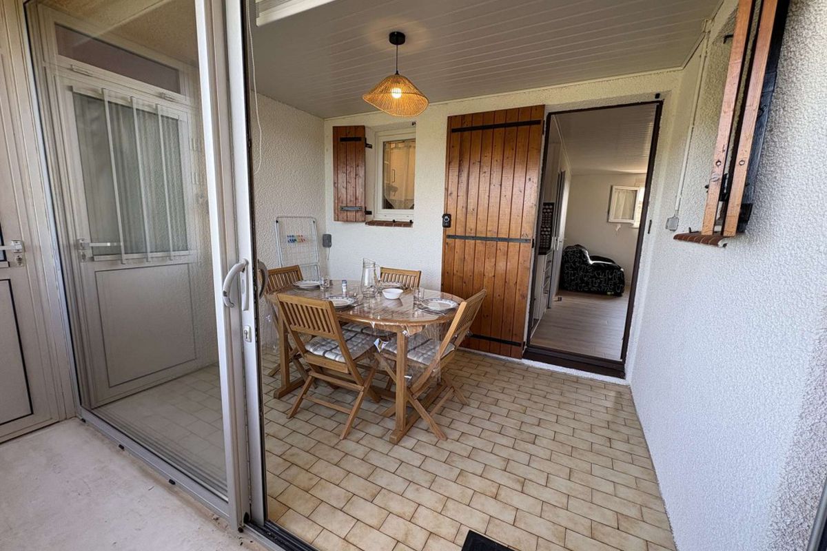Appartement 3 pièces 4 couchages SAINT PIERRE LA MER - Pleine vue sur mer