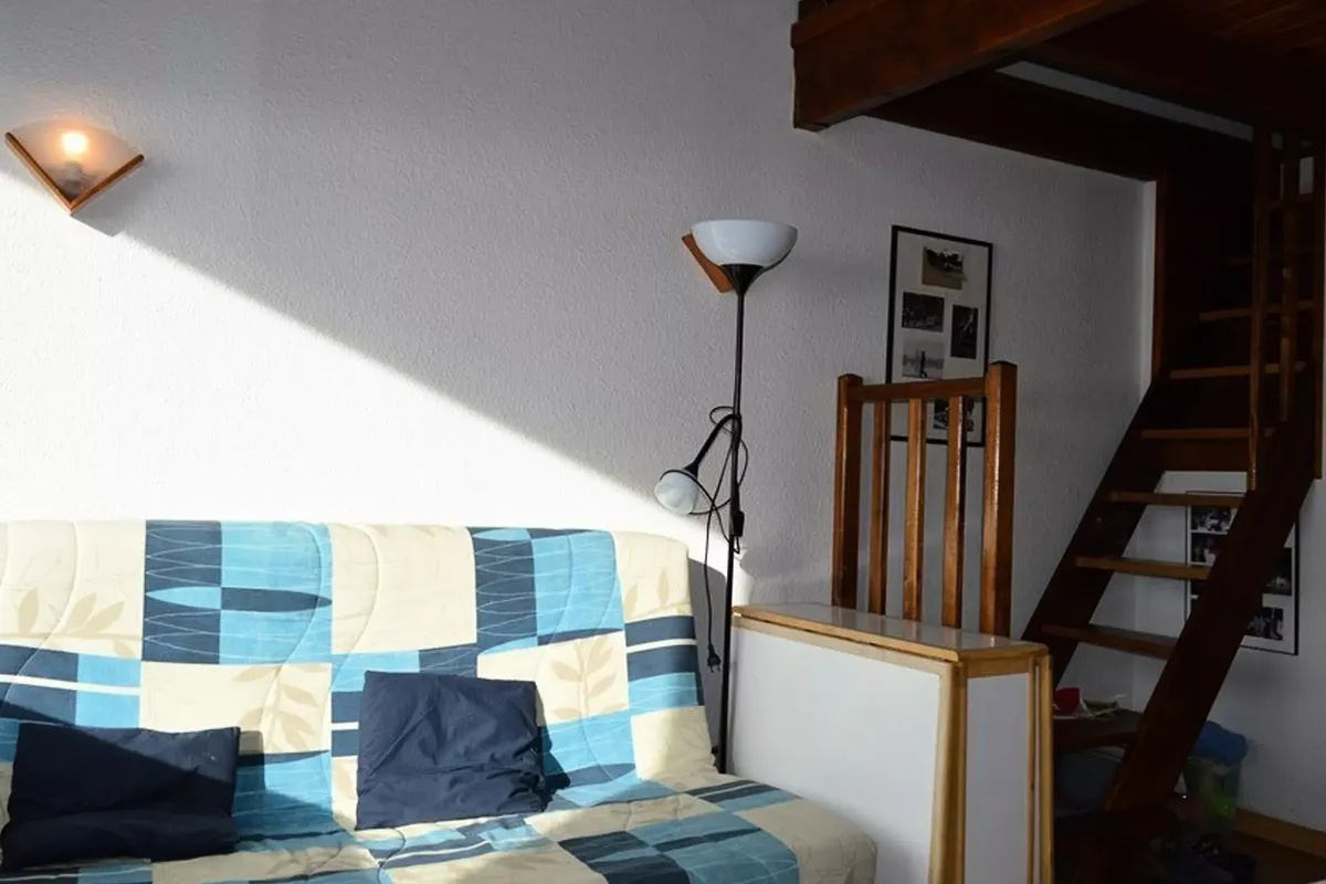 1 Pièce 5 Personnes