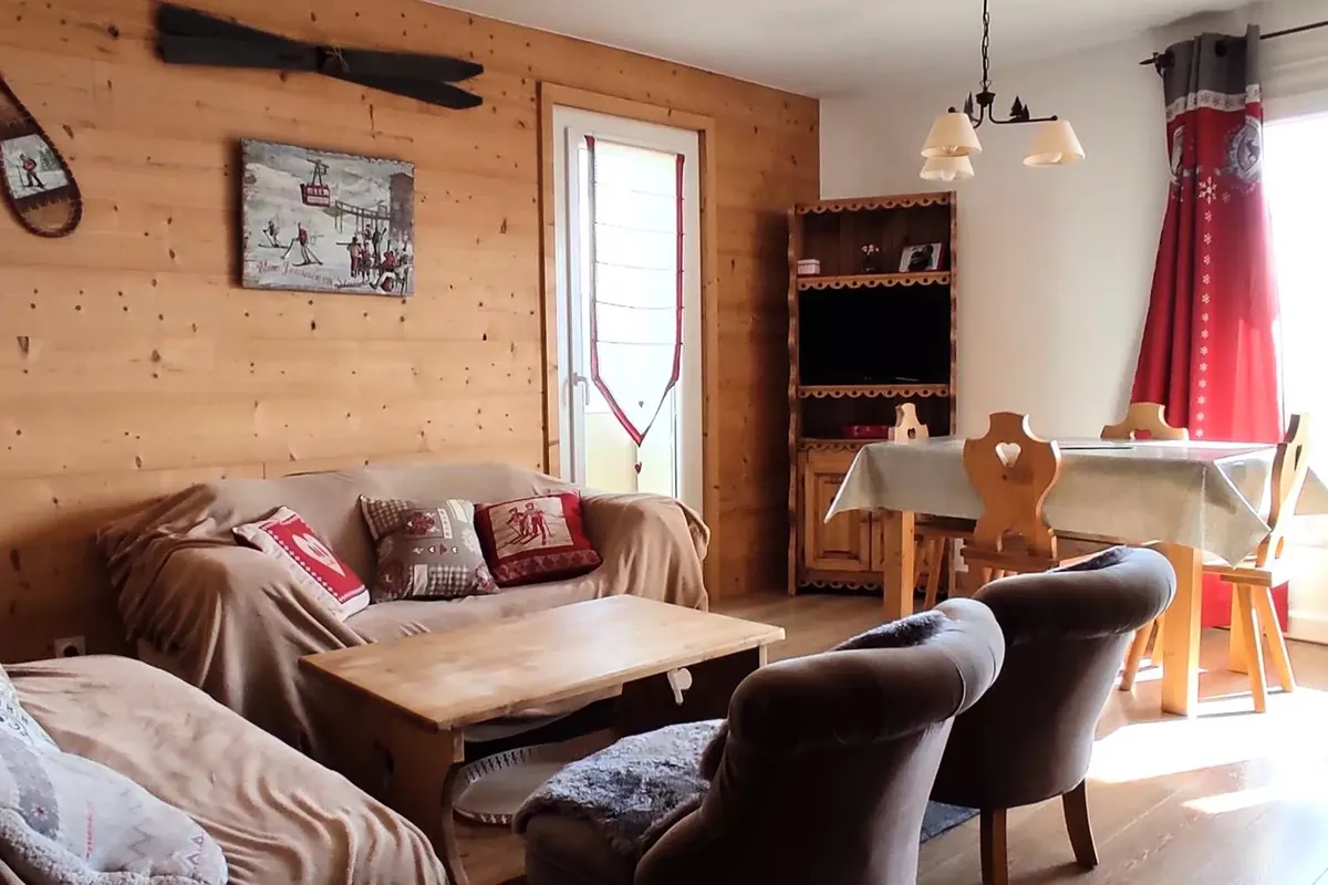 3 Pièces 6 Personnes