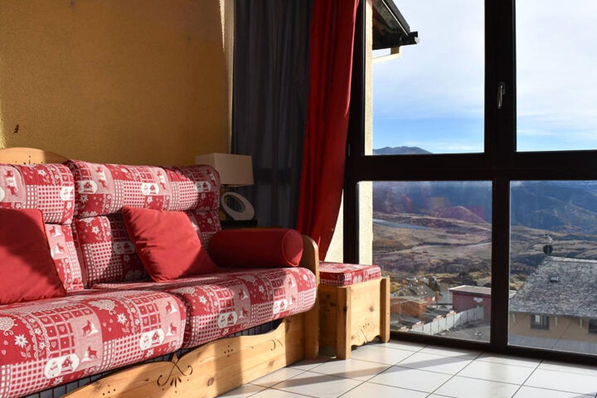 1 Pièce 4 Personnes