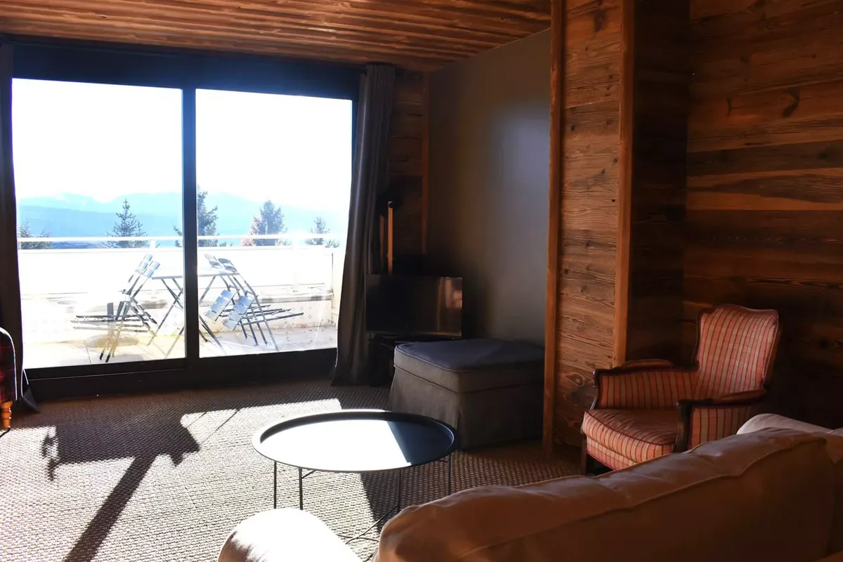 3 Pièces 6 Personnes