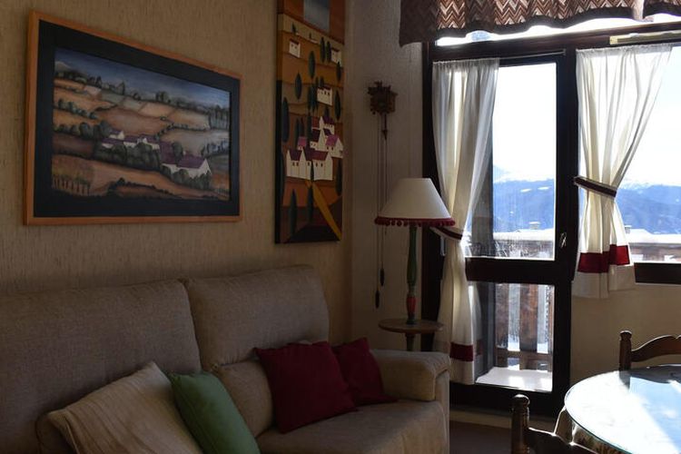 1 Pièce 4 Personnes