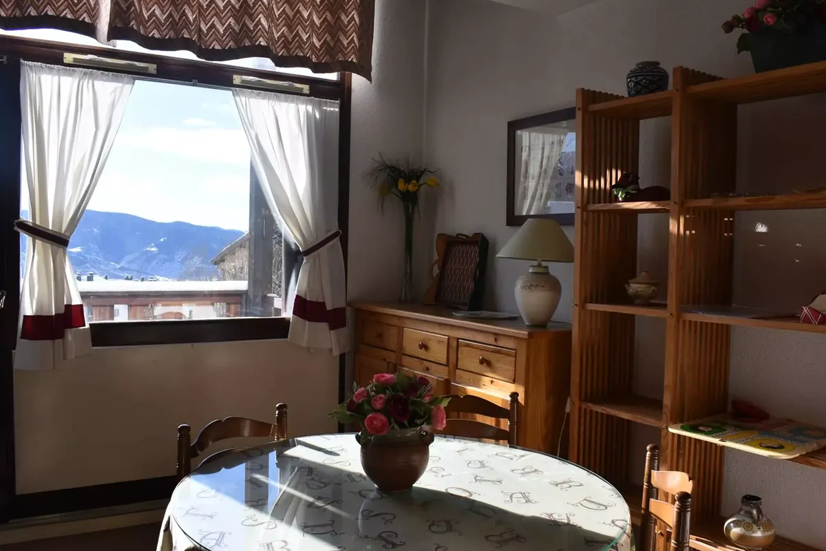 1 Pièce 4 Personnes