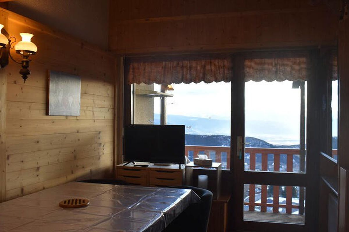 1 Pièce 4 Personnes