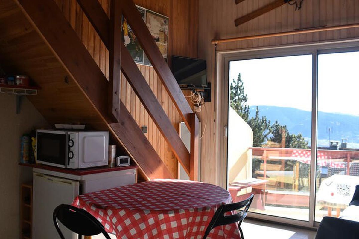 1 Pièce 4 Personnes