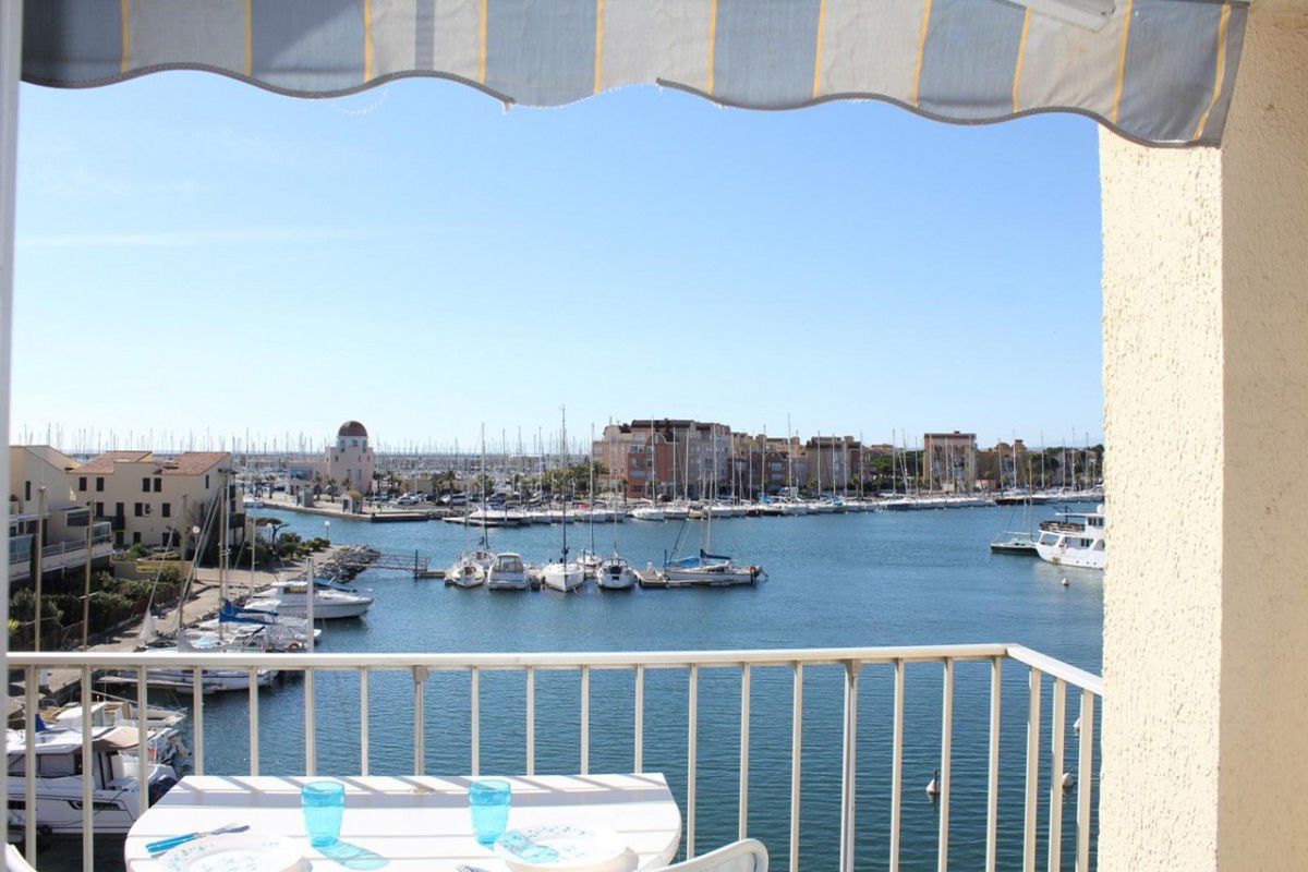 Apt 2 pièces cabine 6 couchages GRUISSAN - Farigoule i