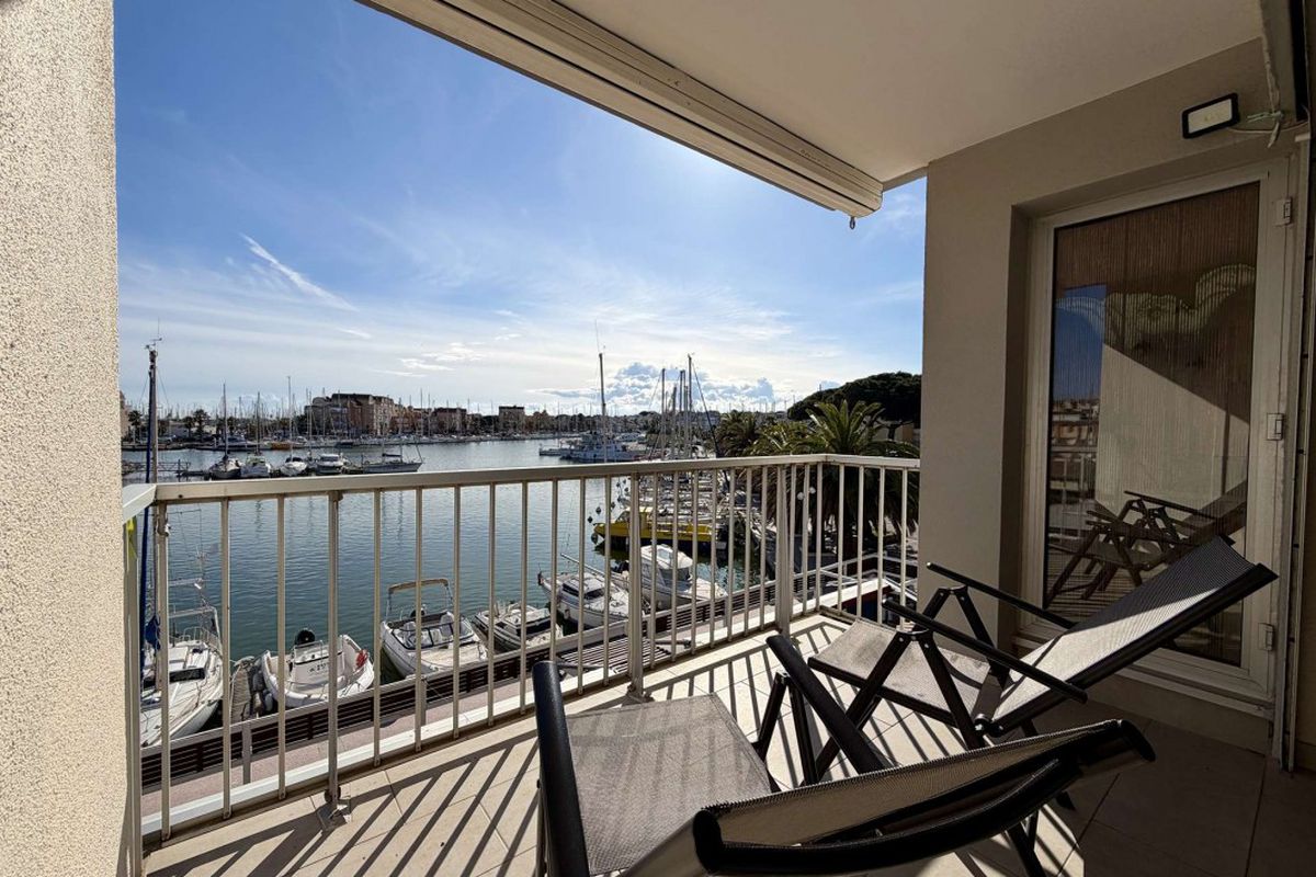 Appt 2 pièces 2ème étage -  4 couchages- GRUISSAN - Farigoule i