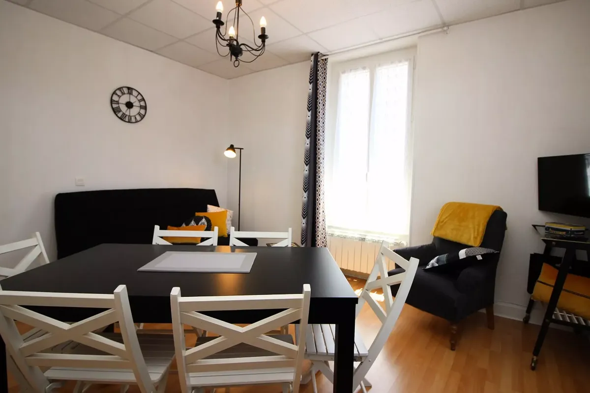 4 Pièces 6 Personnes